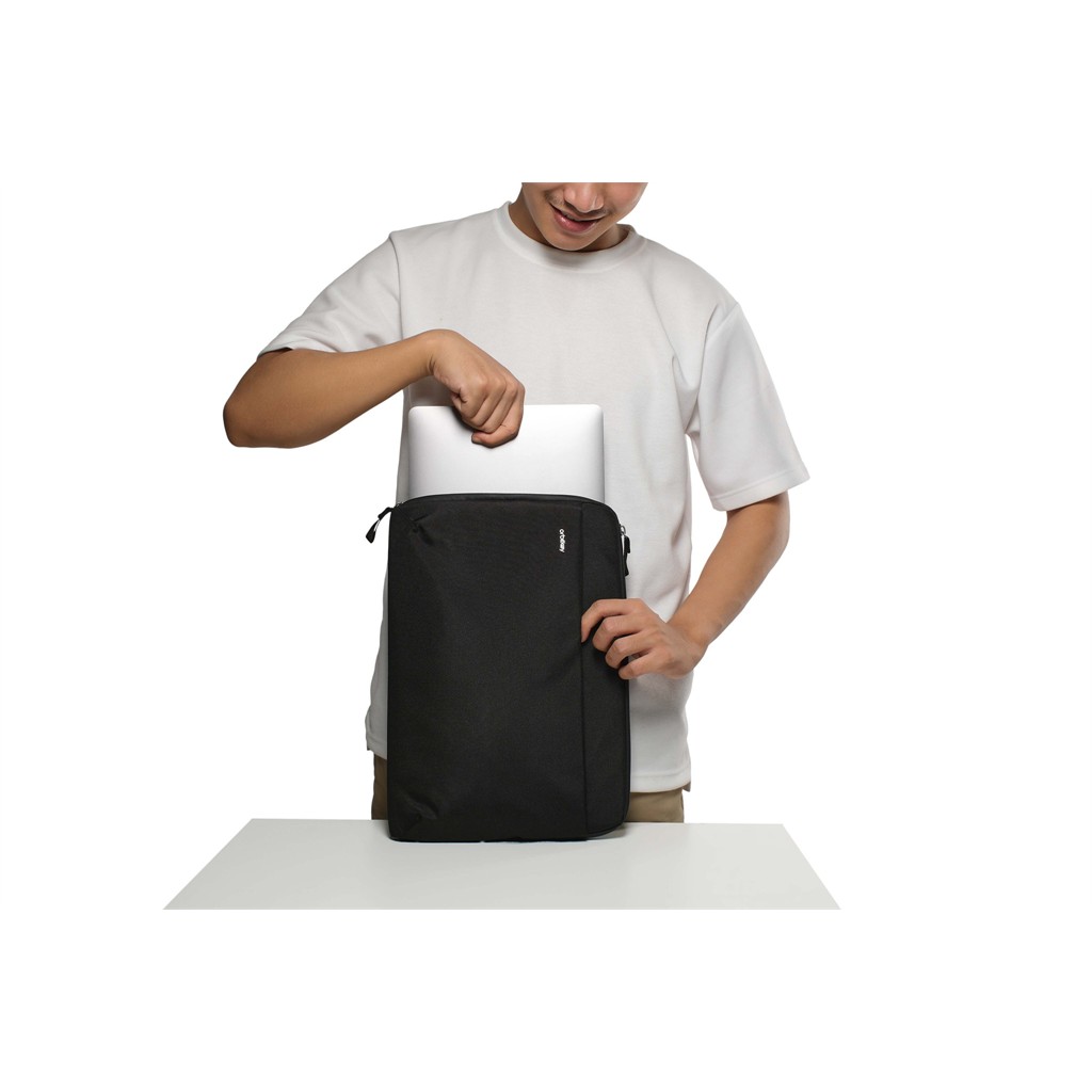 Essentials Laptop Sleeve 16"